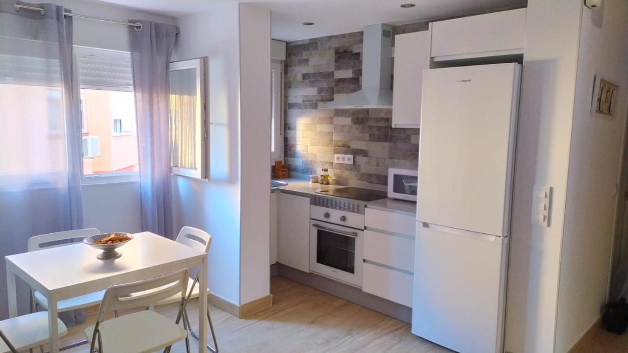 Apartamento Loft 500 metros de la playa Cádiz Exterior foto